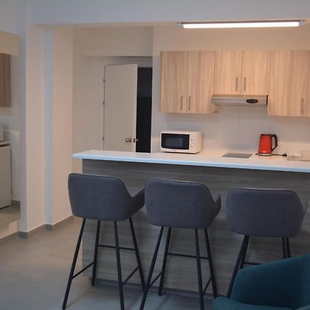 Les Palmiers Sunorama Beach Apartments Larnaca Extérieur photo